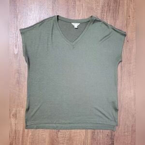 Orvis Olive Green V-Neck Top - Size L